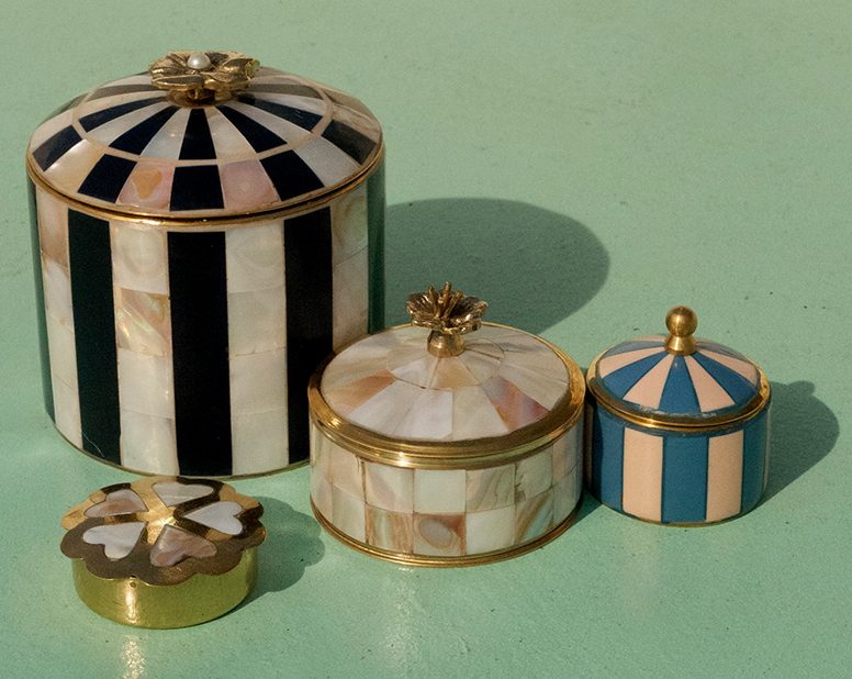 Maisie-Circus-Box-Pearly-Doing-Goods-1.20.21.046.020.4-SS25-9-web-e1746020740494